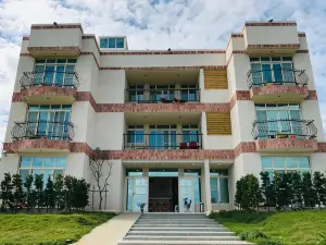 墾丁白沙灣玹玹映月渡假旅店
