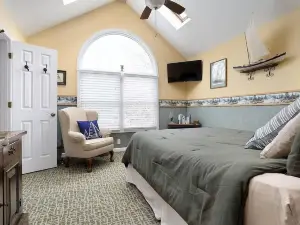 The Harsens Island Retreat