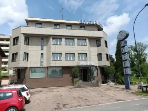 裏維耶拉酒店
