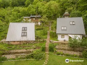 Herzegovina Lodges Boracko Jezero