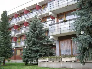 Majerik Hotel