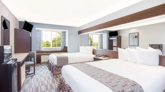 Microtel Inn & Suites by Wyndham Columbus North