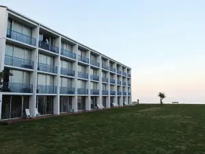 Wilderness Beach Hotel