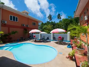 Reef Holiday Apartments