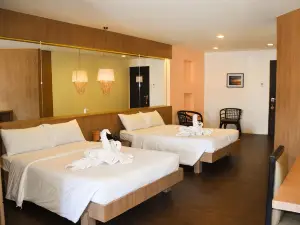 Tacloban Plaza Hotel
