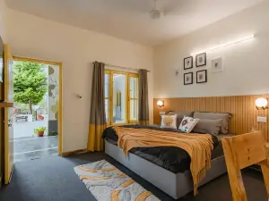 The Hosteller Bir