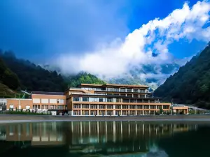 Qafqaz Tufandag Mountain Resort Hotel