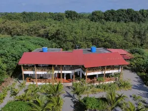 蒙畢切海濱花園旅館