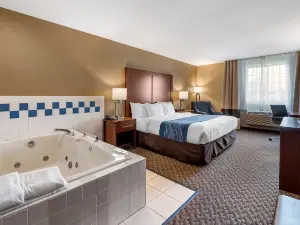 Comfort Inn & Suites Napoleon