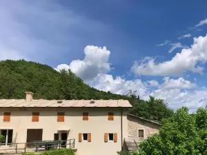 Il Mulino dei Veraghi the Mill at the Falls