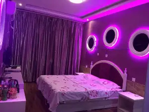24-hour Hotel
