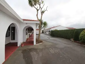 Hacienda Motel