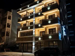 Lolo Luxury rooms & suites