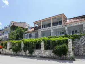 Guest House Busurelo