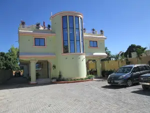 Hotel Tabarre 's Palace