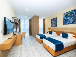 New Wave Hotel