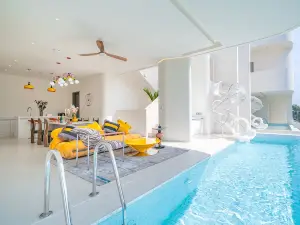 Pattaya Happy House : 6BR Pool Villa with KTV – Families & Friends Pattaya