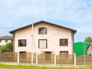 Uyut Mini Living Quarters