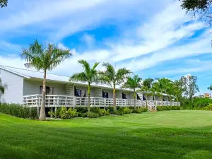 The Inn at LaBelle Yacht Club