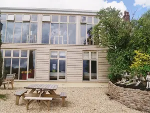 The Poltimore Inn