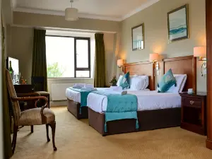 Lawlors Hotel
