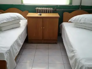 Linxi Huayu Inn