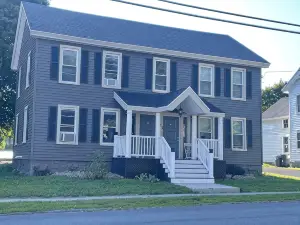 Lovely 2 Bed, 1.5 Bathroom TownHouse = ALL NEW!