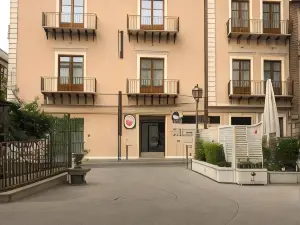 大教堂假日公寓