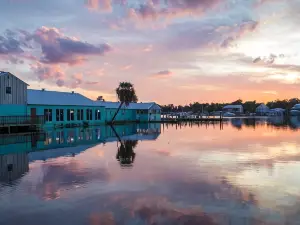 King's Bay Lodge