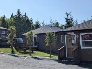 Little Beach Resort