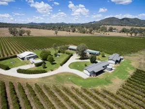 Farmers Quarters