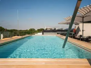Grefis Hotel