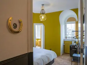 Little Duke Hotel
