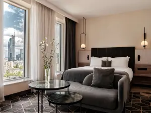 Crowne Plaza WARSAW - THE HUB by IHG