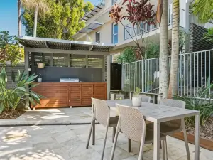 Metzo Noosa Resort