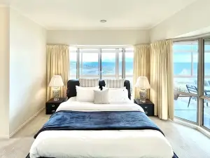 Ocean View Holiday Home Near Beach in Mount Martha