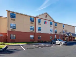 Motel 6 Suites Rochester Henrietta, NY