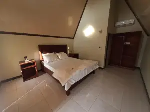KALININGRAD COTTAGE