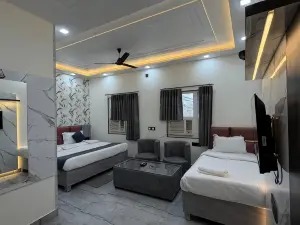 Sunaina Palace Varanasi