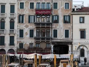 Riva del Vin Boutique Hotel