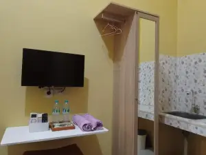 Arya Wiraraja Sweet Homestay