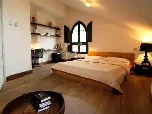 Nine Hotel