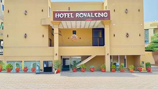 Hotel Royal One