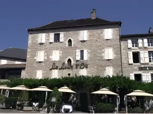 Logis Hôtels - Hôtel et Restaurant le Lion d'Or