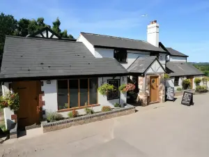 The Oak Inn Staplow