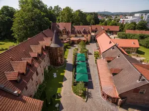 Schlosshotel Weyberhöfe