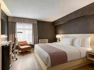 Days Inn by Wyndham Toronto West Mississauga