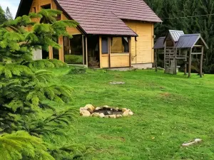 Brvnara Miris Bora - sa Bazenom -
