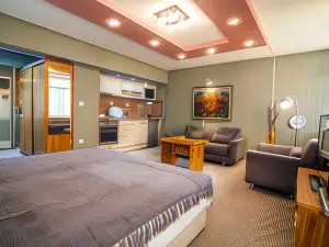Panorama Top Floor Rooms in Hotel Tundzha