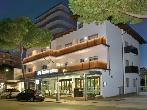 Hotel Etna